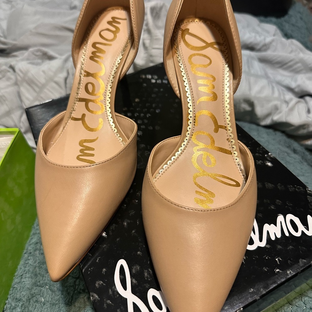 New Sam Edelman Nude Pointed Toe Heels